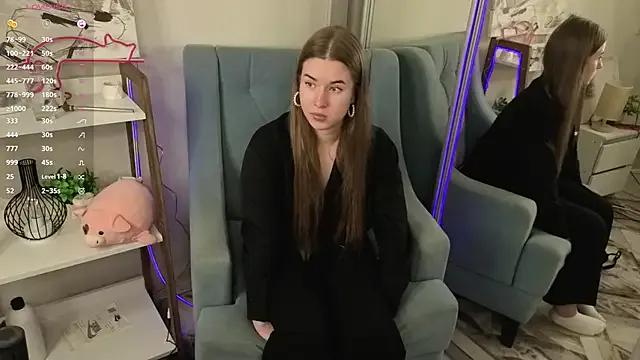 JenLottie from StripChat is Freechat