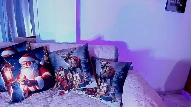 Jenn_W from StripChat is Freechat