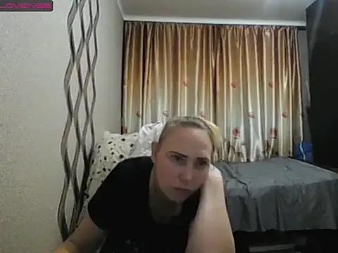 JenniDeep from StripChat is Freechat