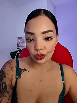 JennLeMoka from StripChat is Freechat