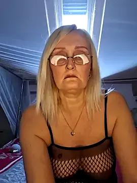 Jenny_Blum from StripChat is Freechat