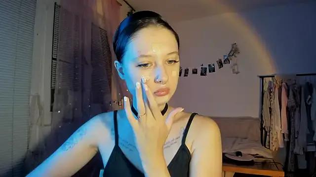 Jenny_darling_love from StripChat is Freechat