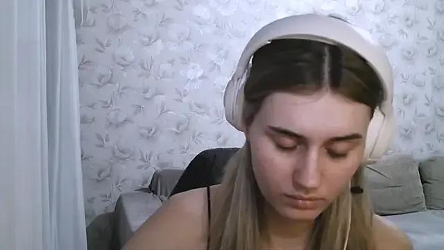 Checkout girls naked models with similar nickname. Cute sexy Free Models.