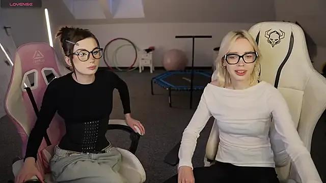 Jessica_start from StripChat is Freechat