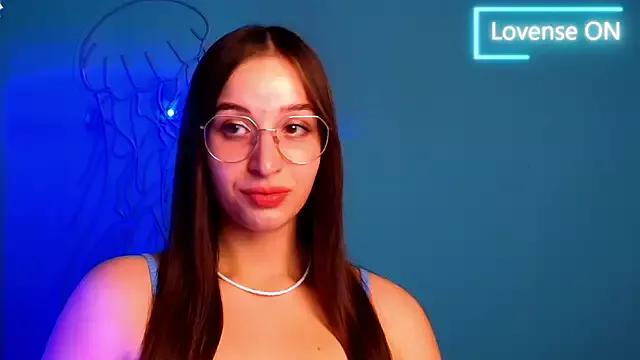 Jessie_Kisss from StripChat