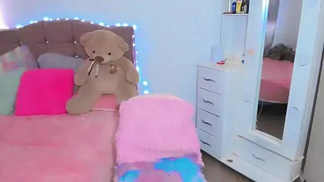 Jessy_roose from StripChat is Freechat