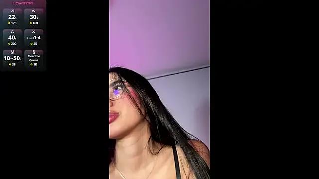 Julieta_Duque from StripChat is Freechat