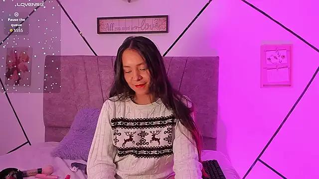 Julieta_Lein_ from StripChat is Freechat