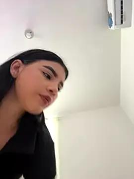 Julietalcl from StripChat is Freechat