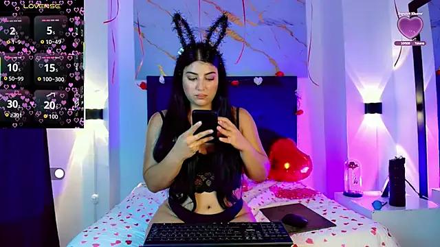 julietha_Evanss from StripChat is Freechat