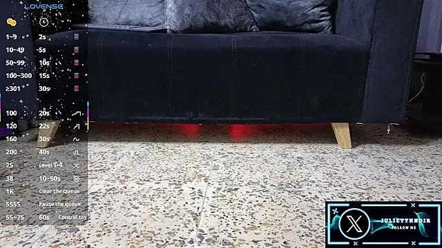 JulietteNoiir from StripChat is Freechat