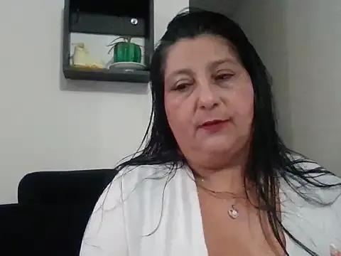 Karina_Betherlsen from StripChat is Freechat
