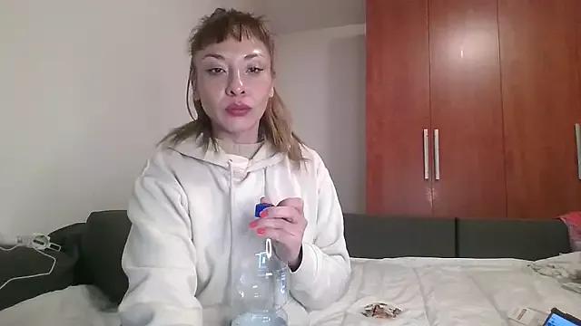 KarolinaReaper from StripChat is Freechat