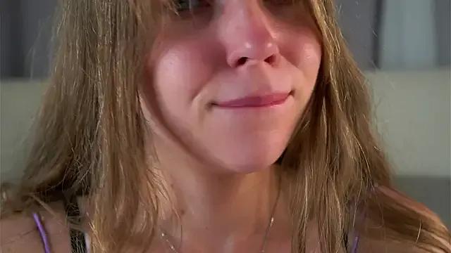 KarriBrownd from StripChat