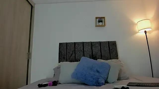 Kassandra_12 from StripChat is Freechat