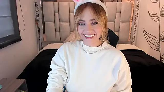 KataHot_ from StripChat