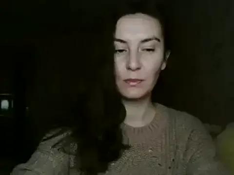 KatalinaQE from StripChat is Freechat