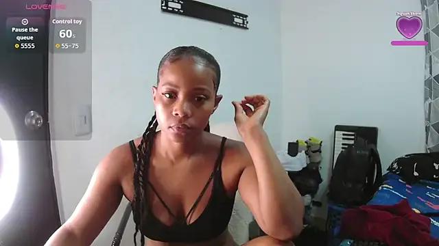 katherine-smill from StripChat is Freechat