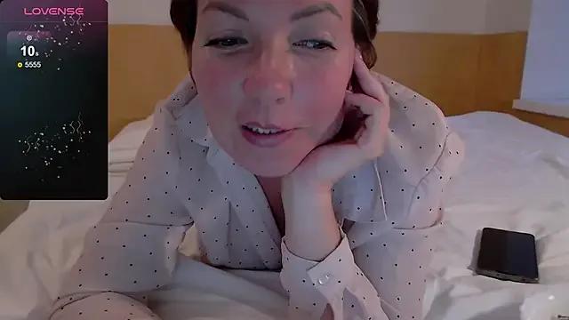 Katherine_Fox from StripChat is Freechat
