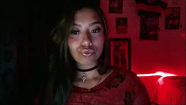 Katta_ossa from StripChat