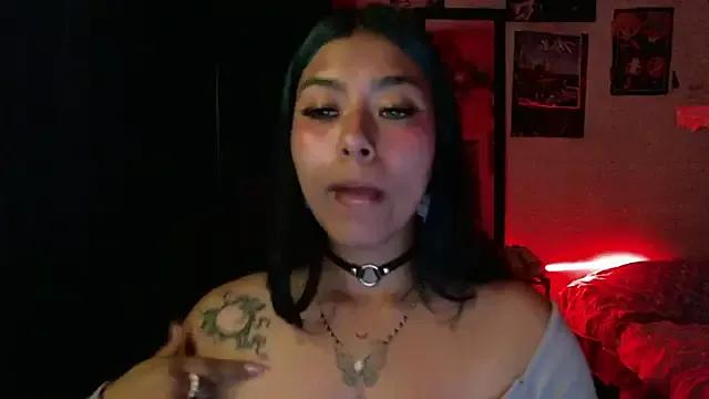 Katta_ossa from StripChat