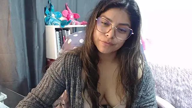 KatteAngelLat from StripChat