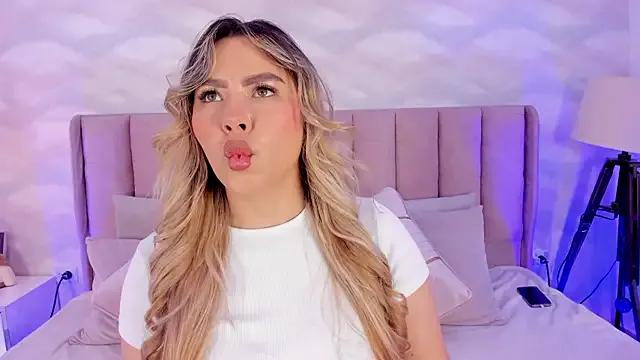 Katya_blonde from StripChat is Freechat