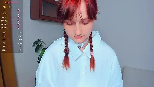 KatyKufel from StripChat is Freechat