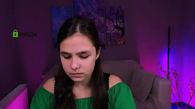 kelly_may1 from StripChat is Freechat