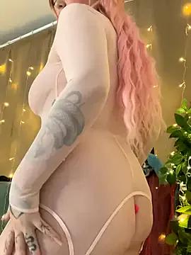 KellyMoors from StripChat is Freechat