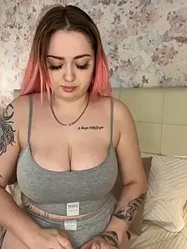 KellyMoors from StripChat is Freechat