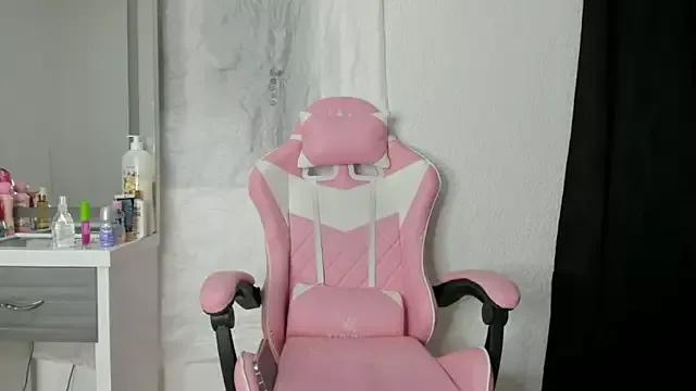 Checkout girls naked models with similar nickname. Cute sexy Free Models.