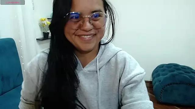 kendra__mamba from StripChat is Freechat