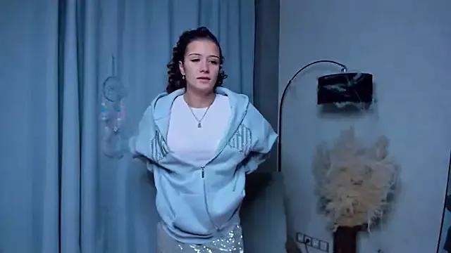 KeshaRachi from StripChat is Freechat