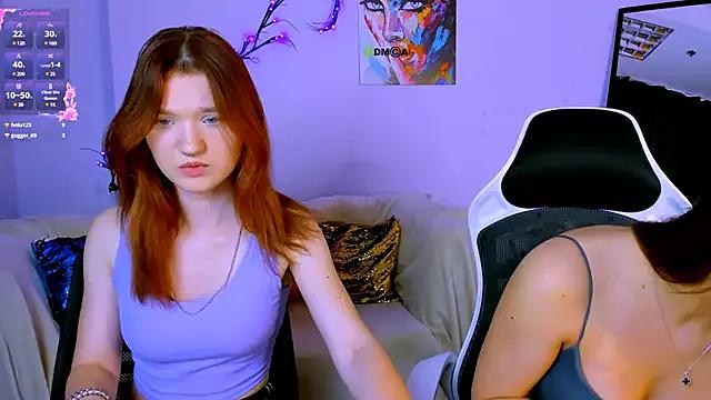 Kiki_swan from StripChat
