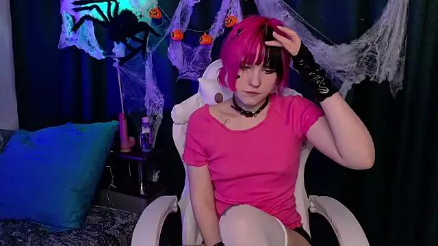 KikiMoor from StripChat