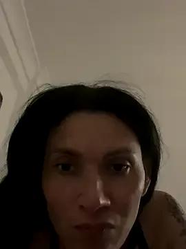 KimberllySaeez from StripChat is Freechat