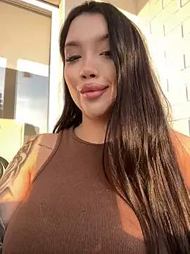 kiss_Lissa from StripChat is Freechat