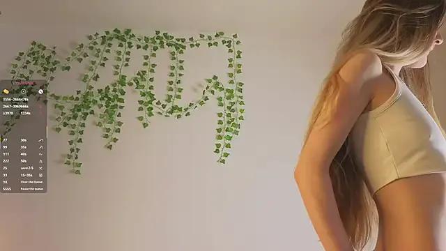 KissyCloud from StripChat is Freechat