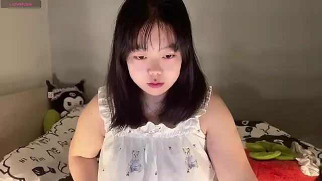 Kittenfishing from StripChat