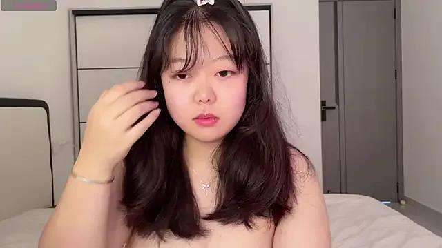 Kittenfishing from StripChat