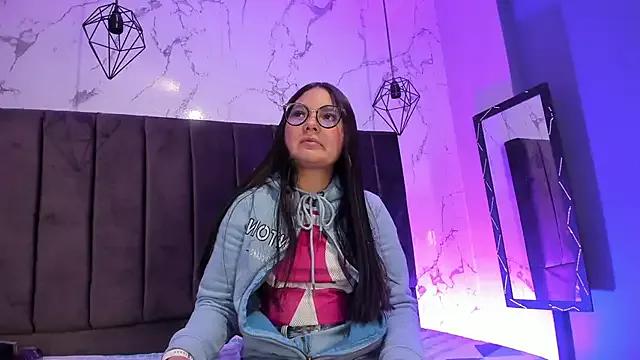 Kitty_chs1 from StripChat is Freechat