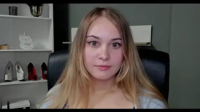 Checkout girls naked models with similar nickname. Cute sexy Free Models.