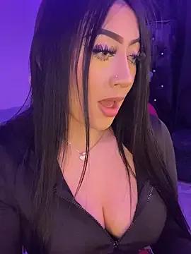 KittyRous from StripChat is Freechat