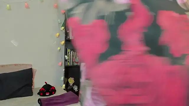 Kittyzenn from StripChat
