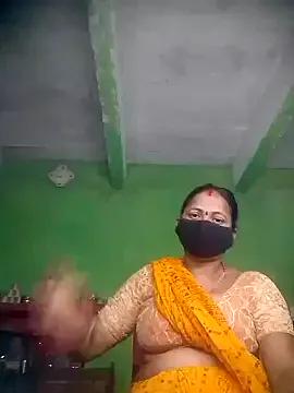 Km_pooja from StripChat is Freechat