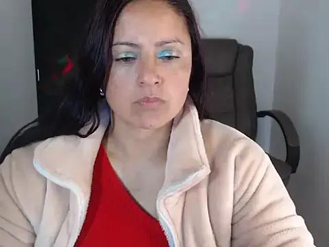 kristelltender1 from StripChat is Freechat