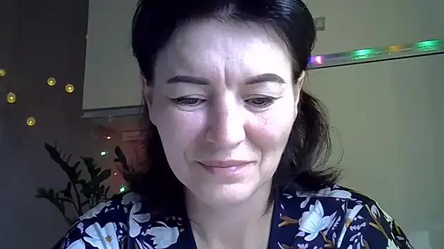 Krystal_82 from StripChat is Freechat