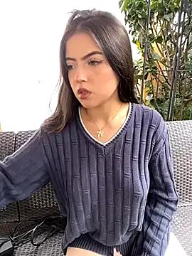 KyliePinkk_ from StripChat is Freechat