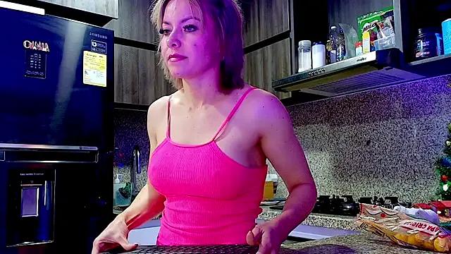 LADY_S10 from StripChat is Freechat